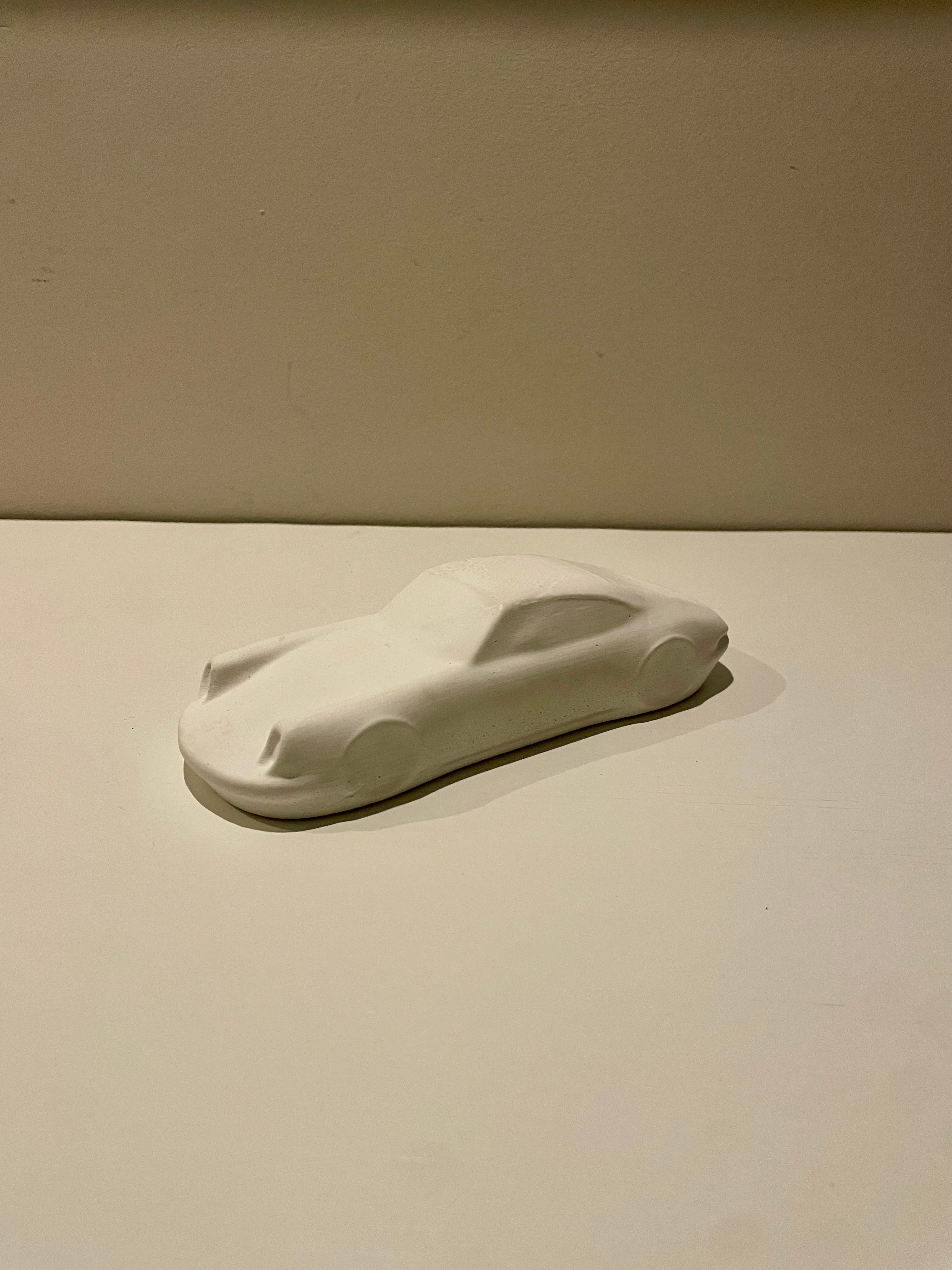 911 Skulptur aus Gipskeramik - 19cm in weiß