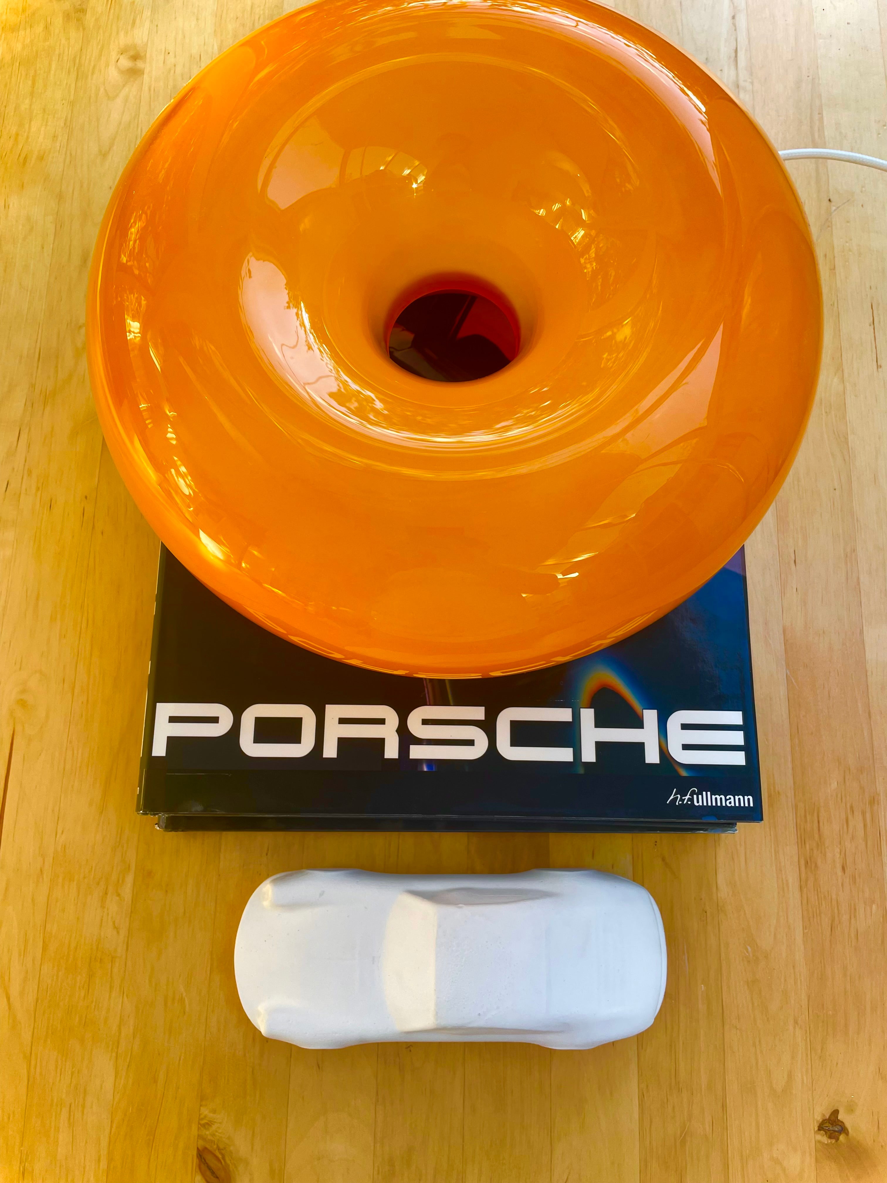 911 Skulptur aus Gipskeramik - 19cm in weiß