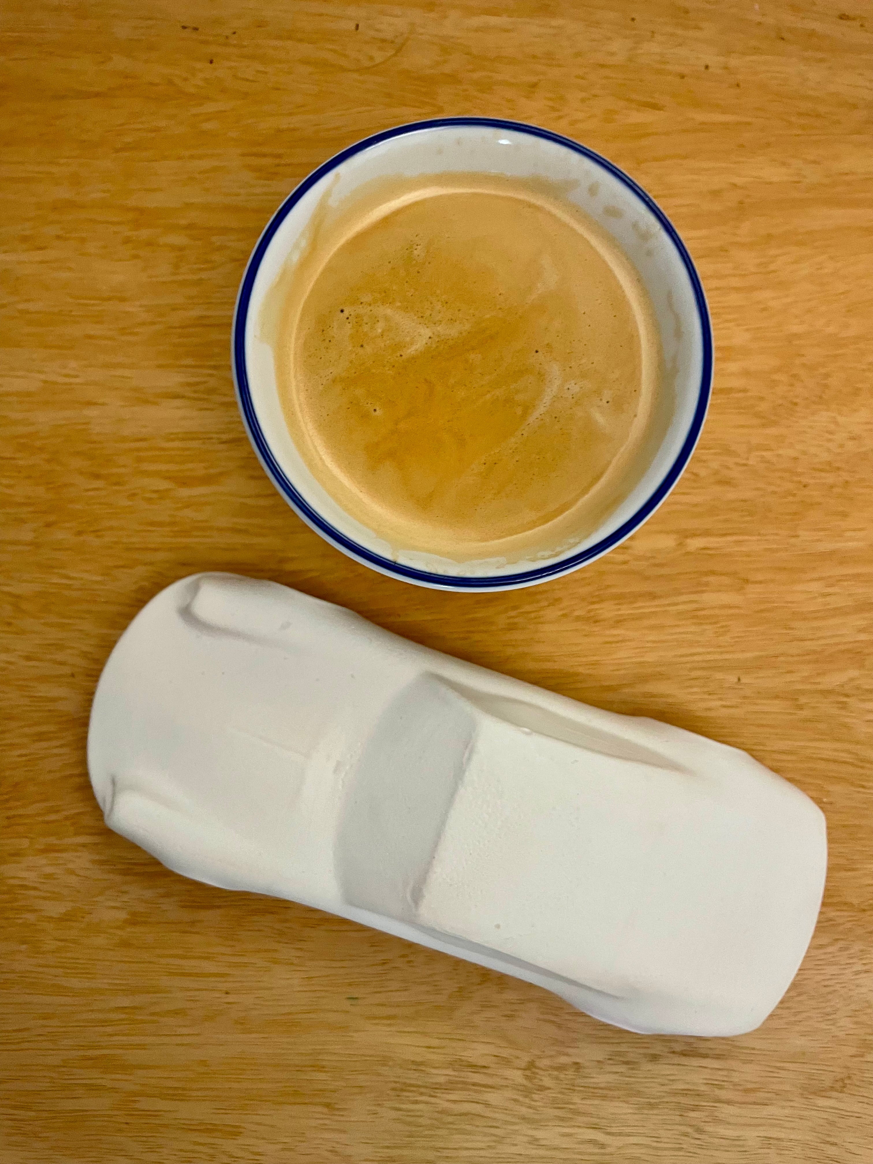 911 Skulptur aus Gipskeramik - 19cm in weiß